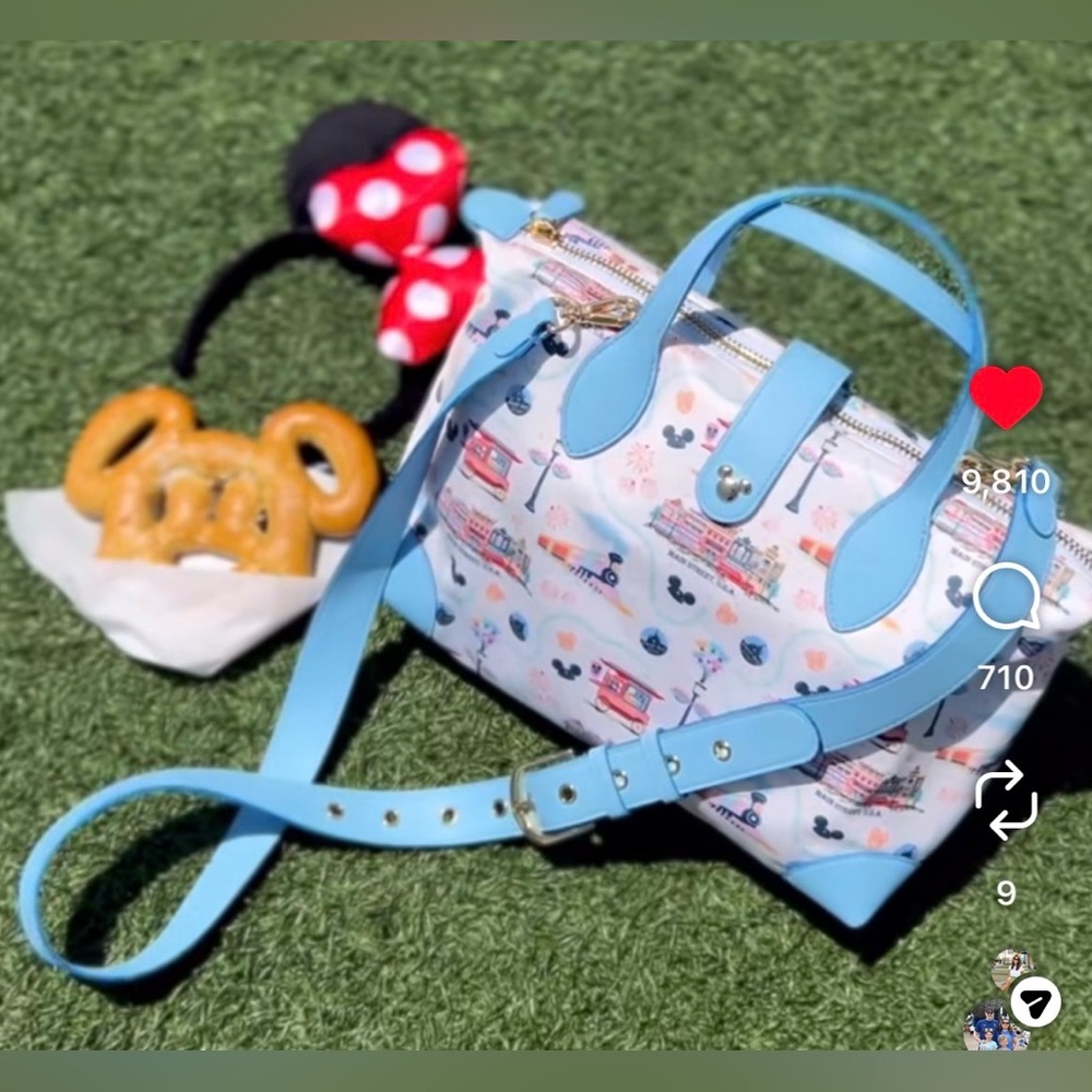 BNWT Stoney Clover Lane x Disney Parks Main Street USA Pouchette 03 - Picture 9 of 11
